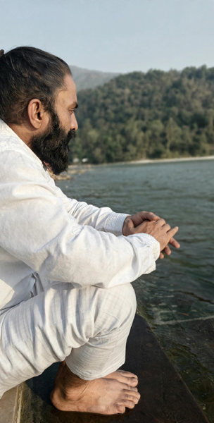 Best meditation teacher Gurgaon begin journey
